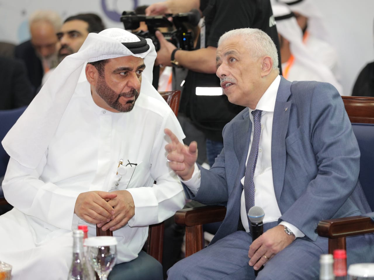 الدكتور طارق جلال شوقي خلال حفل الافتتاح1