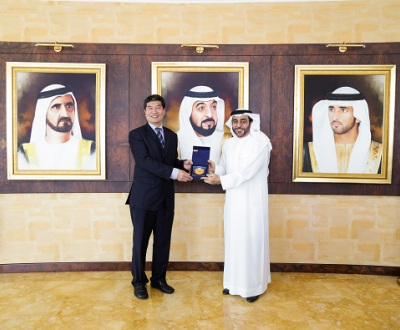 Hamdan bin Mohammed Smart University signs agreement with Shanghai Lixin University of Accounting and Finance to form Islamic finance internship program