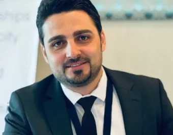 الدكتور عبد الكريم اقزيّز profile picture