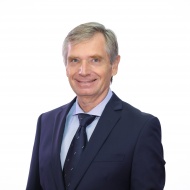 Dr. Boštjan Gomišček